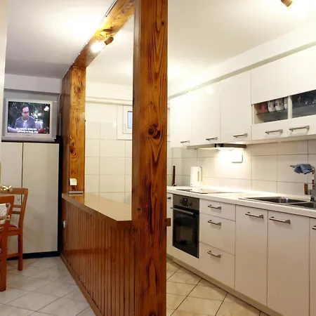Nadia Nk Appartement